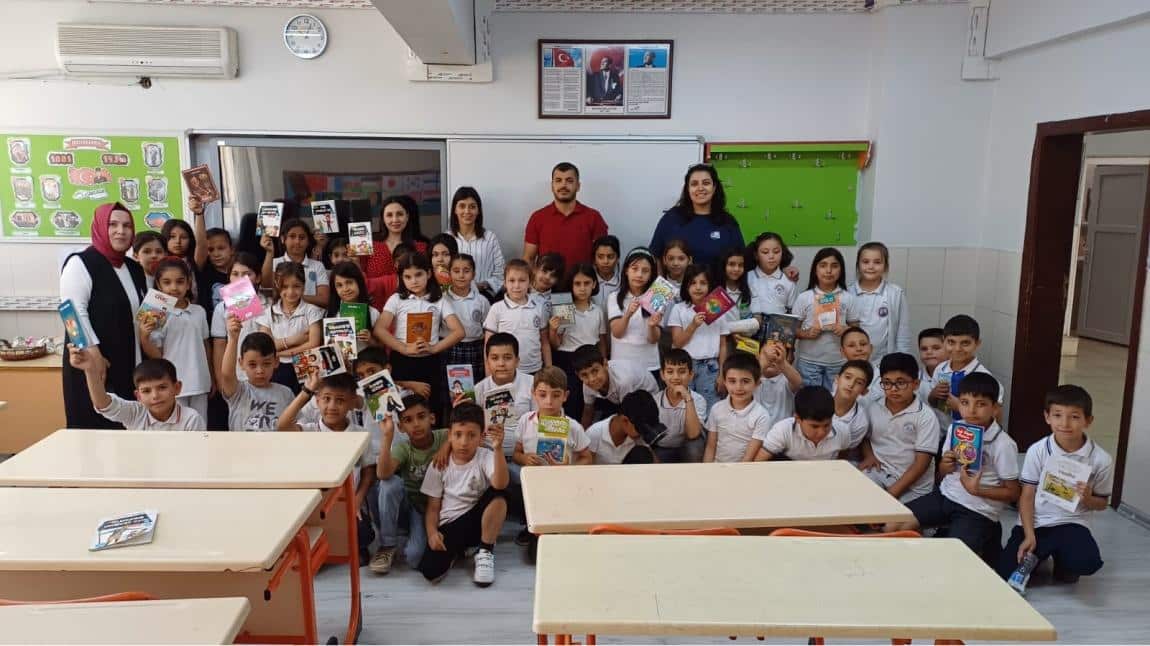 Kitap Kardeşliği Projesiyle Minik Kalpler Birleşti